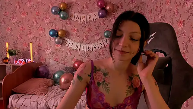 Lolly Haze online show from 11-23-25, 04:12