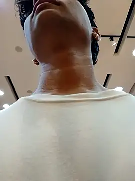  Ottis  online show from 01-04-25, 05:05