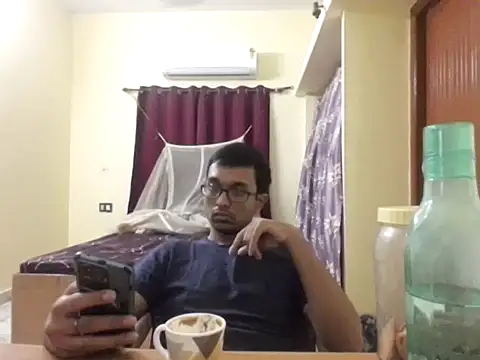 THE NAKED BOY online show from 11-25-25, 02:28