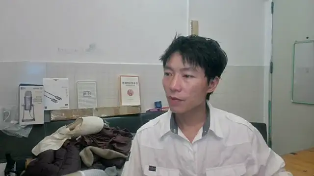 Snapshot of xhqds chatting on 06-21-26, 06:32 xhqds online show from 06-21-26, 06:32