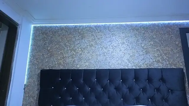 stella xue online show from 11-24-25, 07:57