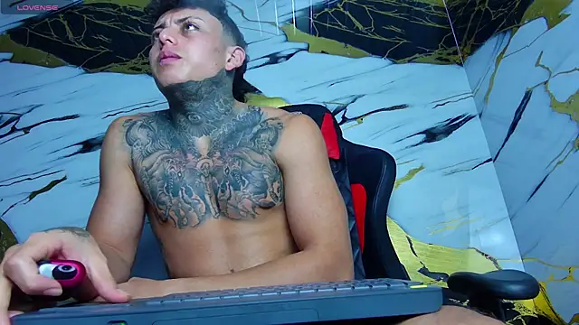 Kevin22 222 online show from 03-02-25, 10:56