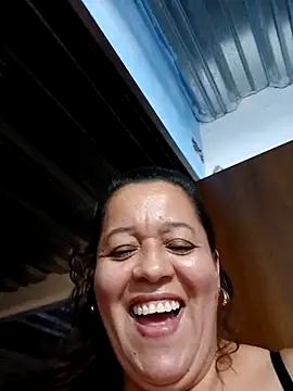 Snapshot of Fulopp15 chatting on 10-28-25, 08:00 Fulopp15 online show from 10-28-25, 08:00