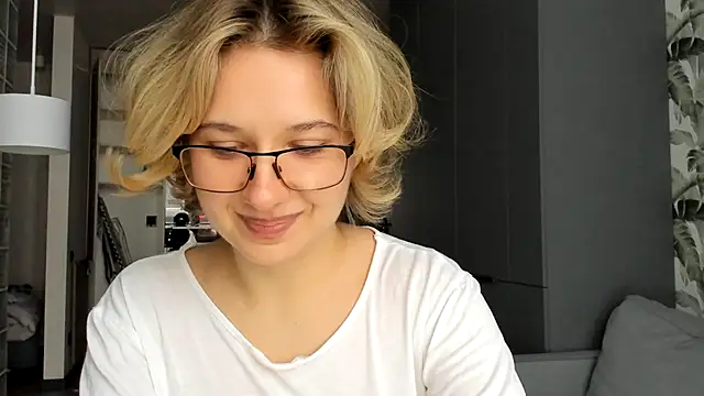 Lilith lutherlow online show from 01-07-26, 01:24