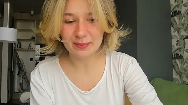 Lilith lutherlow online show from 02-28-26, 11:55