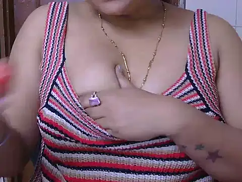 Manpreet cute online show from 12-13-25, 07:53