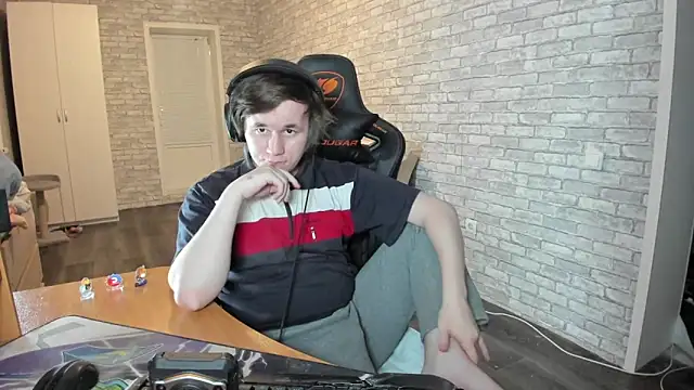 iliaskrislove online show from 03-21-25, 06:40