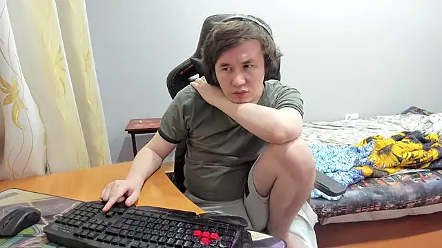 iliaskrislove online show from 09-12-25, 12:44