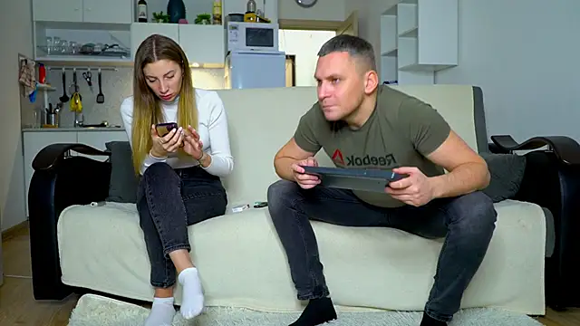 littlesweettifany online show from 11-28-25, 01:14