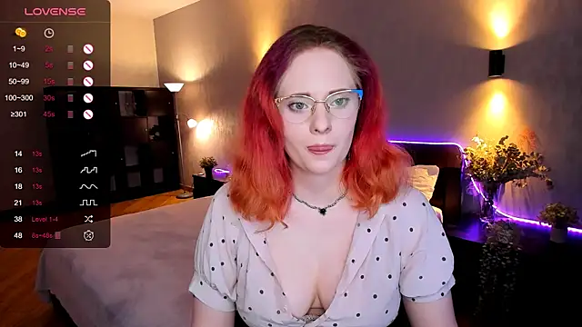 Snapshot of Aemilia_ chatting on 12-11-24, 07:20 Aemilia online show from 12-11-24, 07:20