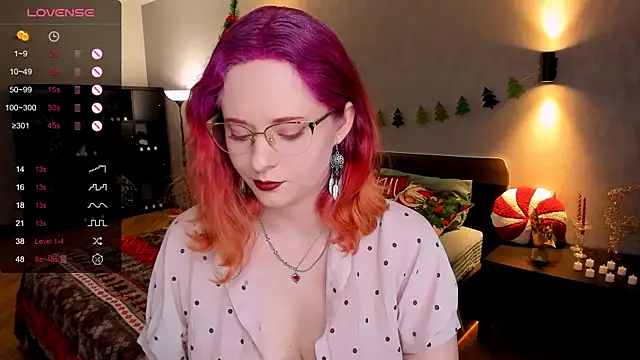 Snapshot of Aemilia_ chatting on 12-29-24, 02:27 Aemilia online show from 12-29-24, 02:27