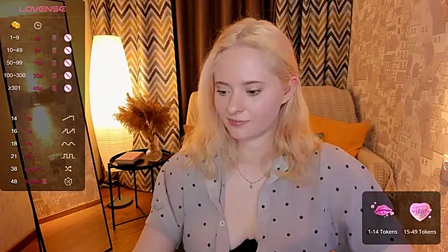 Snapshot of Aemilia_ chatting on 01-31-25, 09:59 Aemilia online show from 01-31-25, 09:59