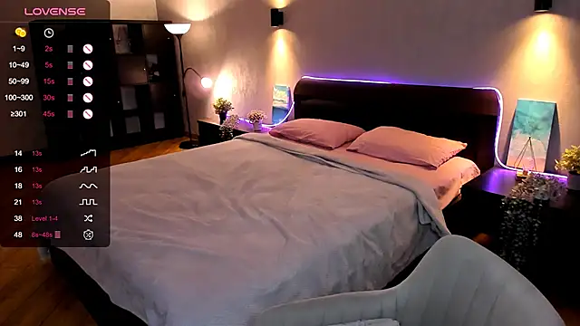 Snapshot of Aemilia_ chatting on 02-02-25, 12:13 Aemilia online show from 02-02-25, 12:13