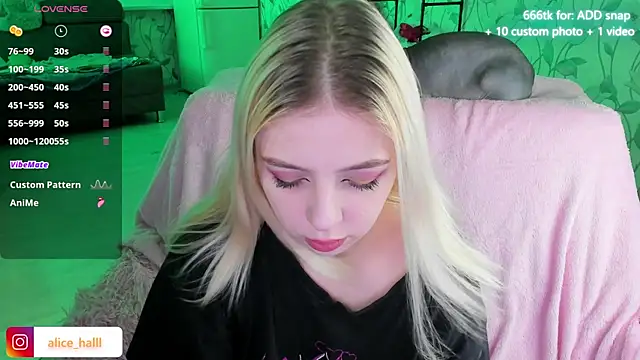 Alice Halle online show from 12-13-24, 08:26