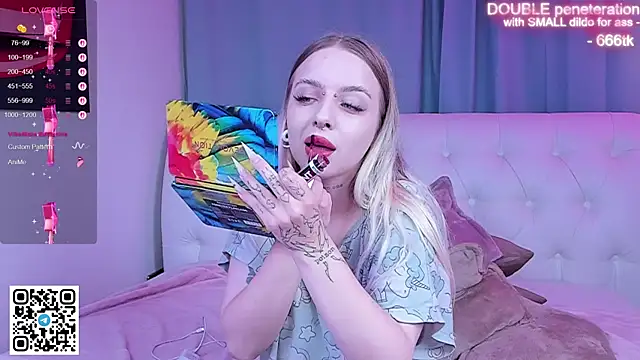 Alice Halle online show from 11-13-25, 06:23