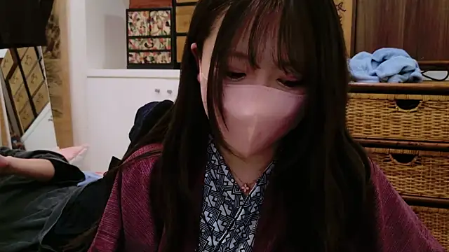 yuki-chi online show from 12-24-24, 02:54