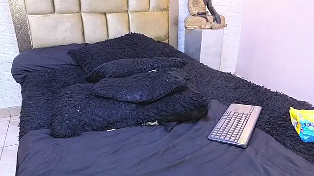 ximenawilliamss online show from 11-29-25, 09:45