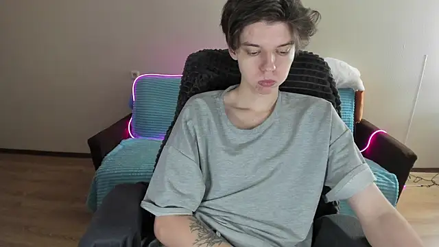 Liam sexy1 online show from 12-02-24, 05:04