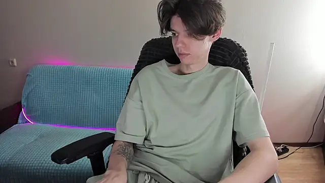 Liam sexy1 online show from 02-14-25, 07:17