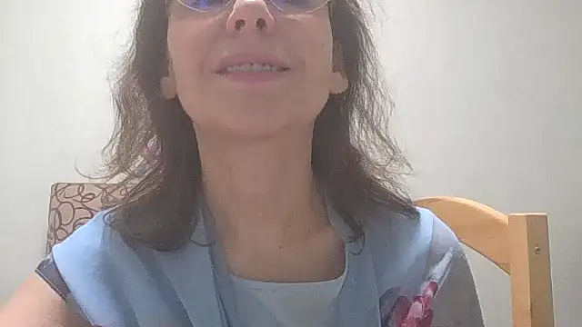 HollyJewel online show from 12-24-24, 05:55