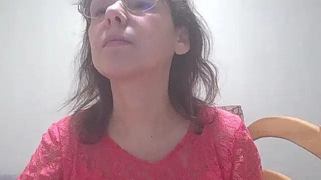 HollyJewel online show from 12-30-24, 05:34