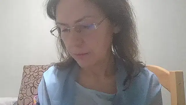 HollyJewel online show from 01-23-25, 07:51