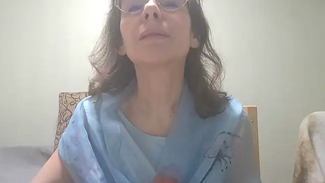 HollyJewel online show from 03-05-25, 05:50