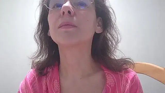 HollyJewel online show from 03-21-25, 04:40