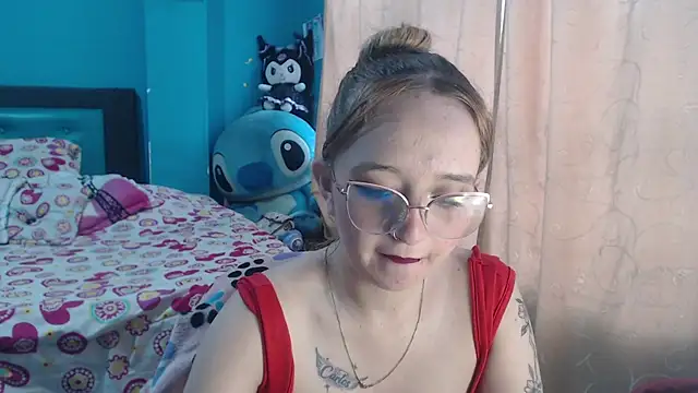 Liaroberts1 online show from 02-26-25, 11:52