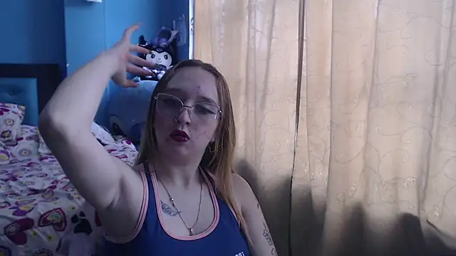 Liaroberts1 online show from 03-08-25, 03:13