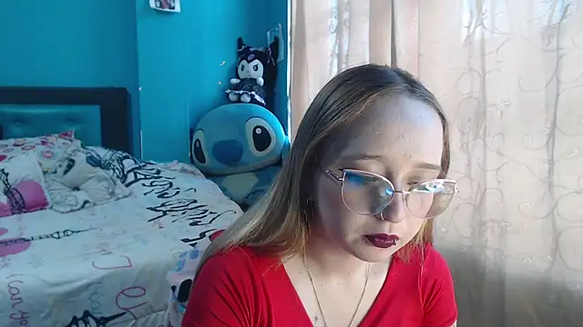 Liaroberts1 online show from 03-22-25, 12:04