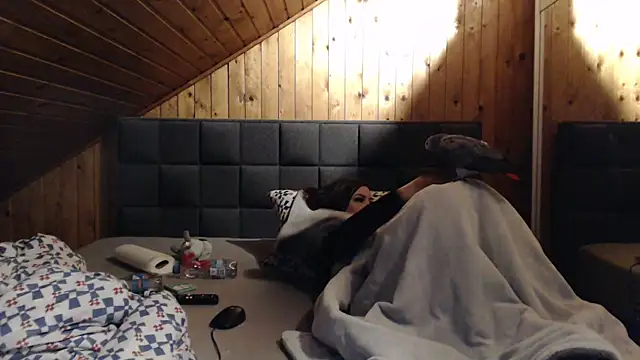 BoeseMoni1998 online show from 02-05-25, 07:10