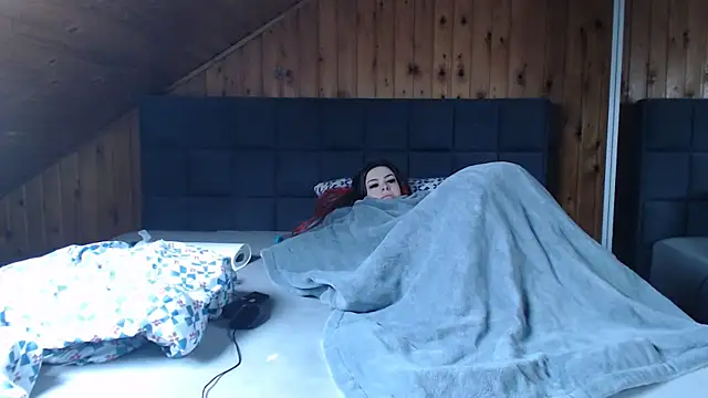 BoeseMoni1998 online show from 02-13-25, 01:26