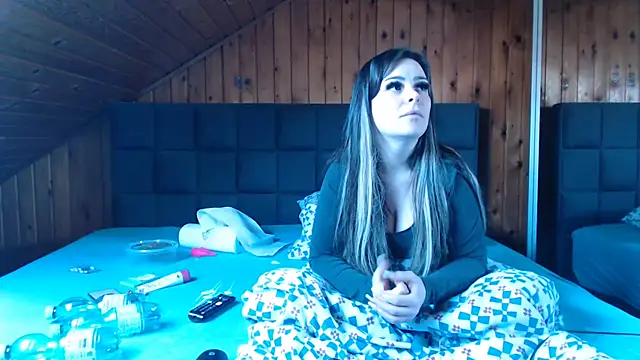 BoeseMoni1998 online show from 03-09-25, 11:47