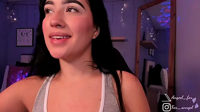 Snapshot of angeel_fox chatting on 01-30-25, 04:58 angeel fox online show from 01-30-25, 04:58