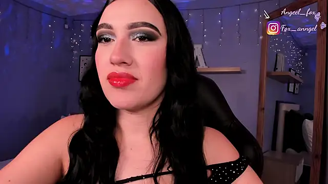 Snapshot of angeel_fox chatting on 03-14-25, 11:43 angeel fox online show from 03-14-25, 11:43