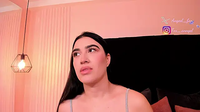 Snapshot of angeel_fox chatting on 09-12-25, 02:22 angeel fox online show from 09-12-25, 02:22