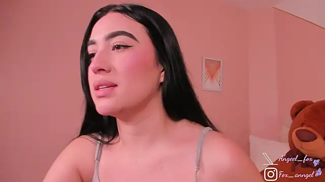 Snapshot of angeel_fox chatting on 09-27-25, 03:11 angeel fox online show from 09-27-25, 03:11