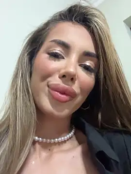 ArianaArianna online show from 09-11-25, 11:54