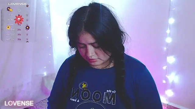 Snapshot of PamelaDoouce chatting on 01-22-25, 11:01 PamelaDoouce online show from 01-22-25, 11:01