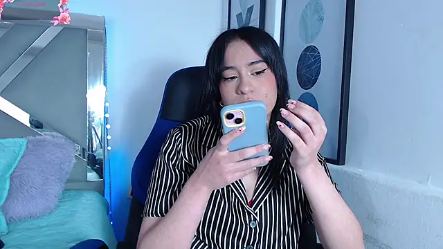 ZaraDames  online show from 03-22-25, 05:28