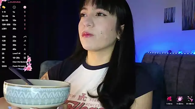 ZaraDames  online show from 09-25-25, 03:43