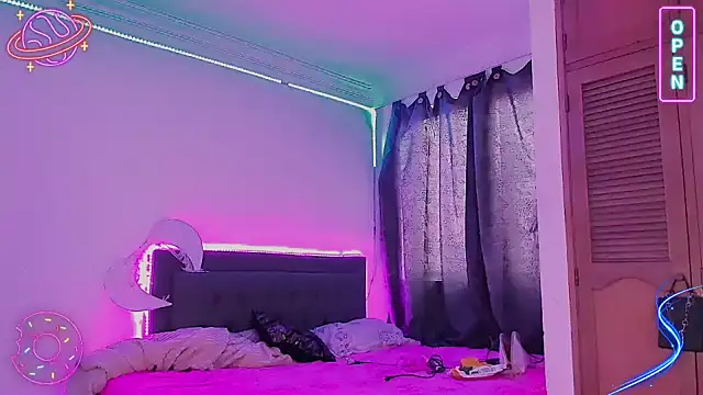 LittleEmmaa online show from 12-01-24, 04:29