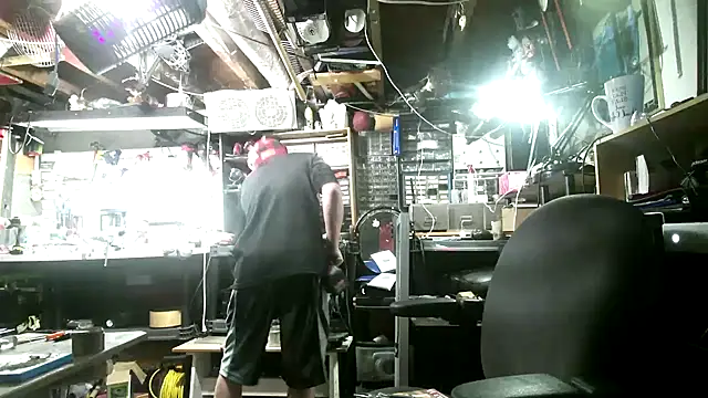 mrwinsalot88 online show from 09-10-25, 03:12