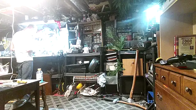 mrwinsalot88 online show from 10-25-25, 06:10