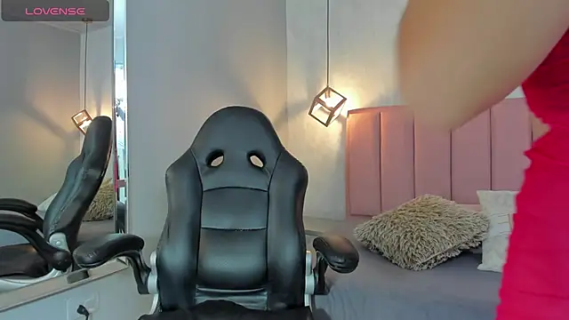 SUNNYCYRUS online show from 02-20-26, 12:38