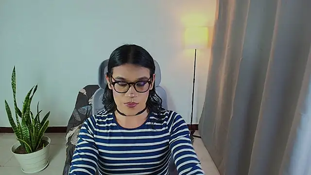 vitta alfayed online show from 10-28-25, 11:18