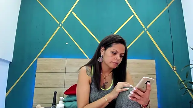 Snapshot of Luna_smit08 chatting on 03-04-25, 07:22 Luna smit08 online show from 03-04-25, 07:22