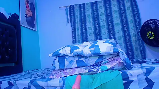 cristinapuerta- online show from 12-28-24, 08:25