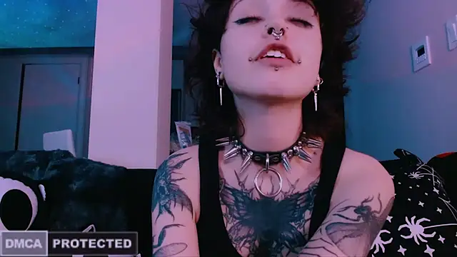 NaughtyLittleFox online show from 02-15-26, 08:02